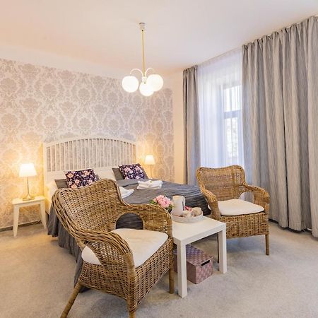 Hotel Amadeus Τσέσκε Μπουντεγιόβιτσε Εξωτερικό φωτογραφία