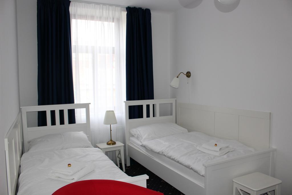 Hotel Amadeus Τσέσκε Μπουντεγιόβιτσε Εξωτερικό φωτογραφία