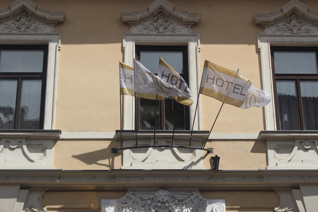 Hotel Amadeus Τσέσκε Μπουντεγιόβιτσε Εξωτερικό φωτογραφία