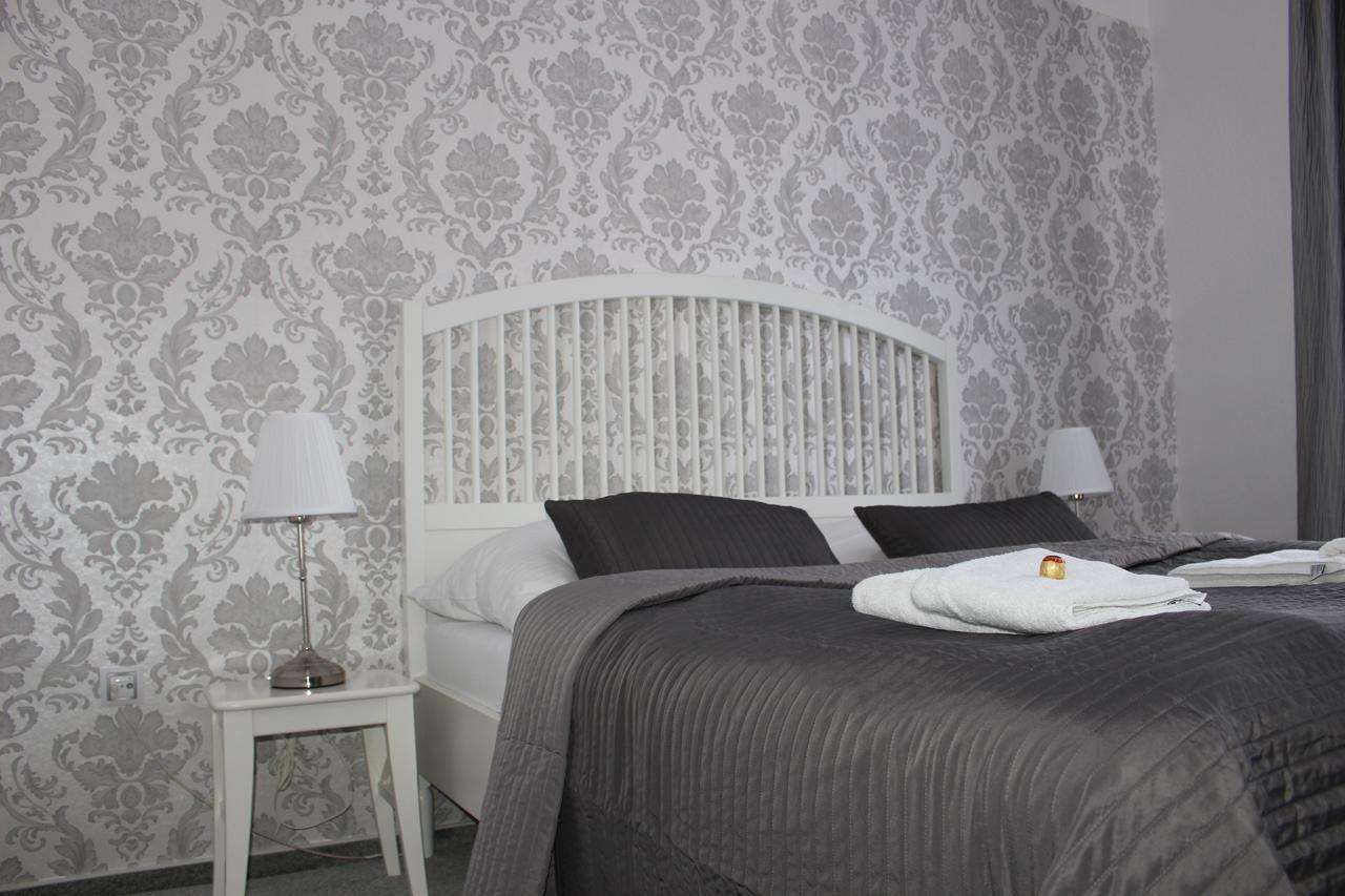 Hotel Amadeus Τσέσκε Μπουντεγιόβιτσε Εξωτερικό φωτογραφία