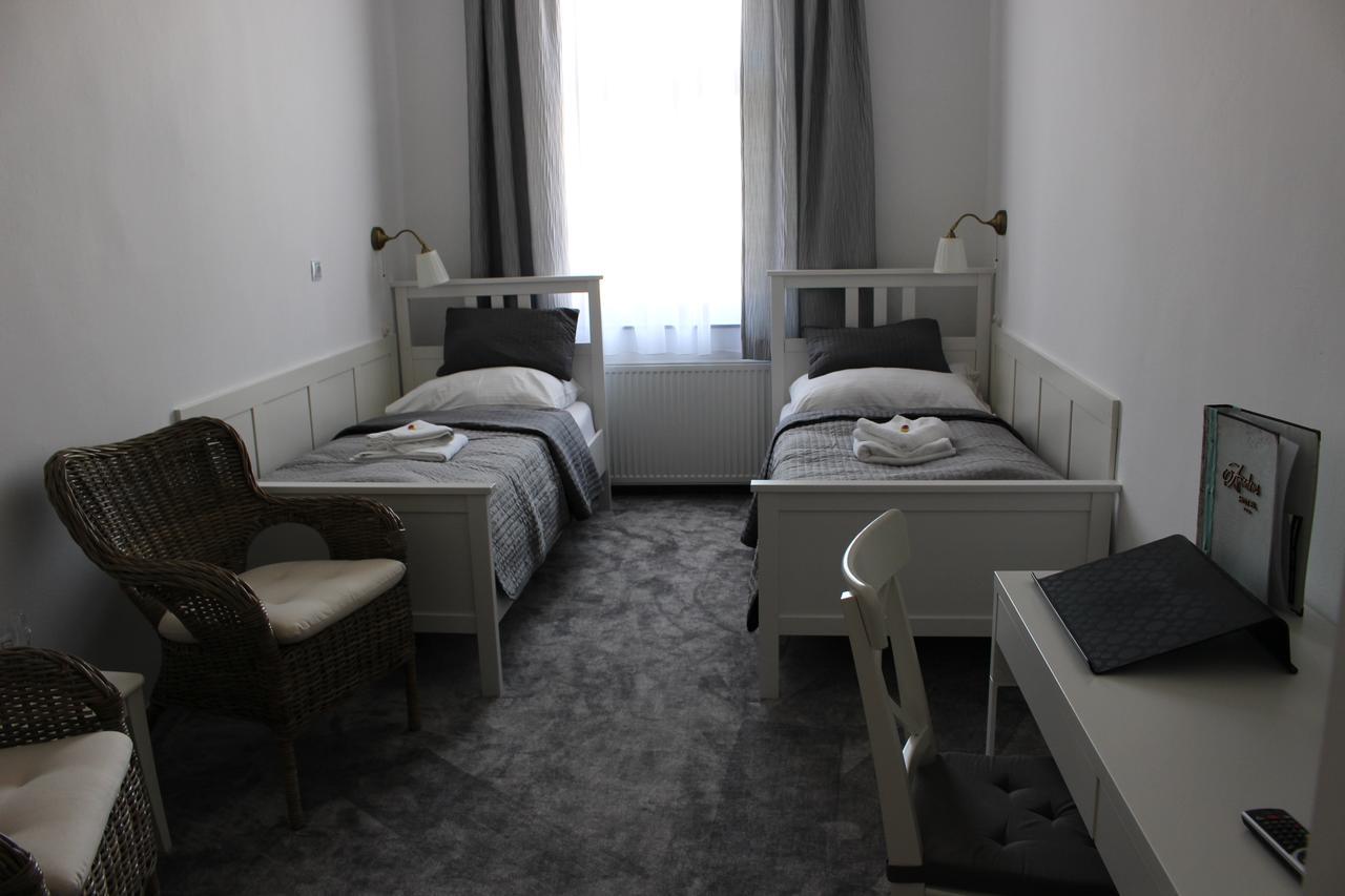 Hotel Amadeus Τσέσκε Μπουντεγιόβιτσε Εξωτερικό φωτογραφία